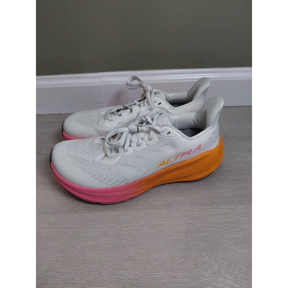 Altra Experience Flow 2 Womens Size 7.5 White Orange Road Running Shoes Sneakers